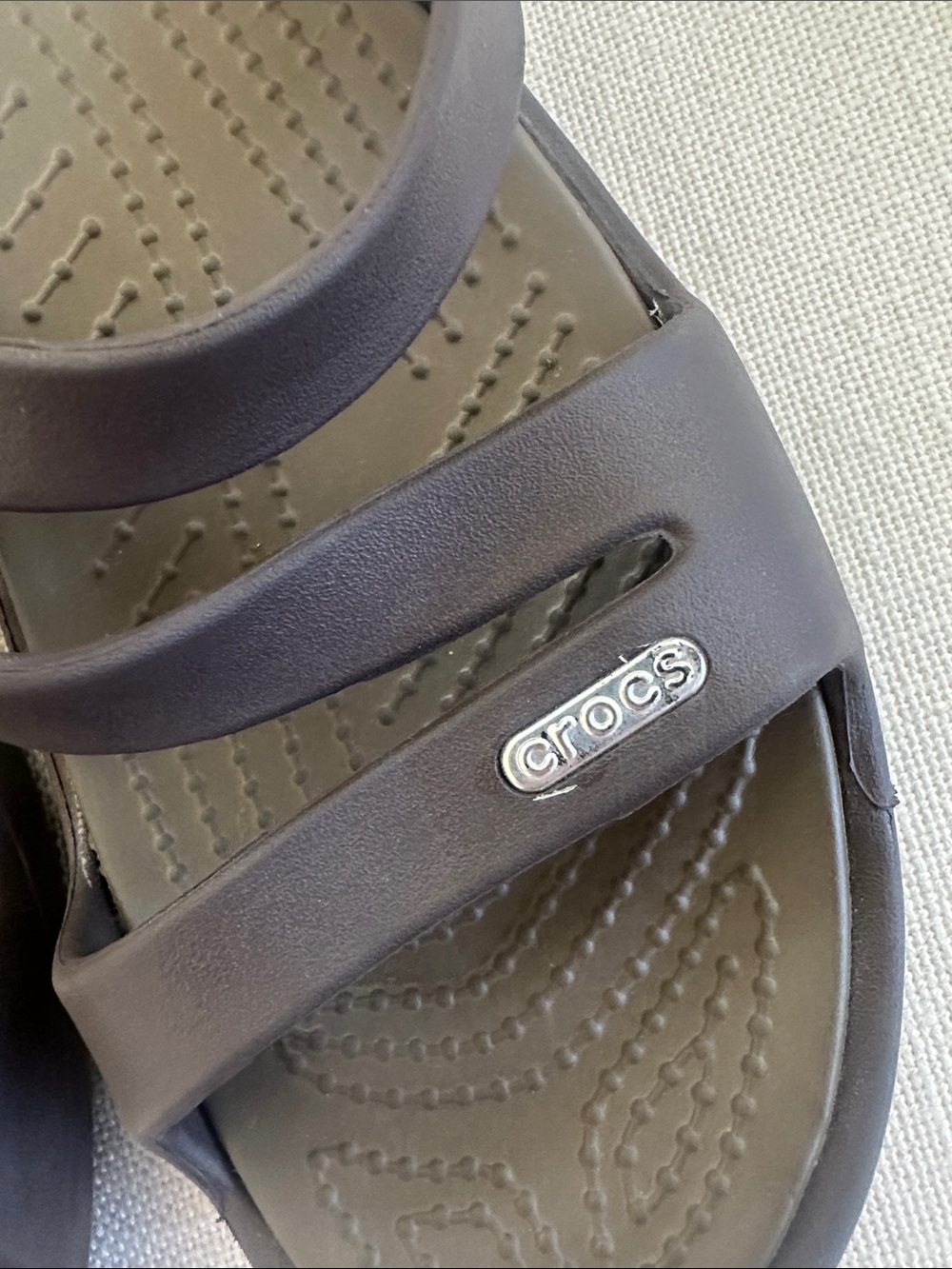 CROCS Womens Dark Brown Dual-Strap Slide Sandals size 10 - Picture 6 of 6